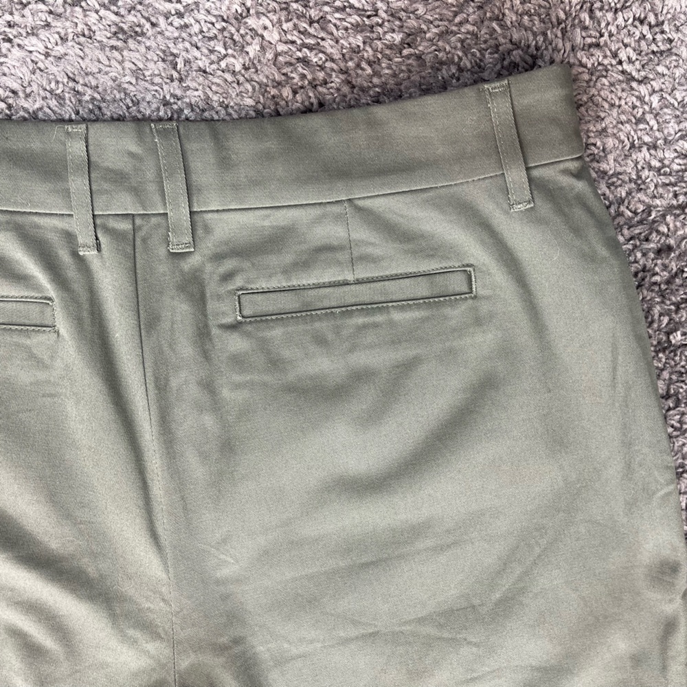 Croft & Barrow Olive Green cotton blend stretch Shorts women’s size 12 - Picture 5 of 12